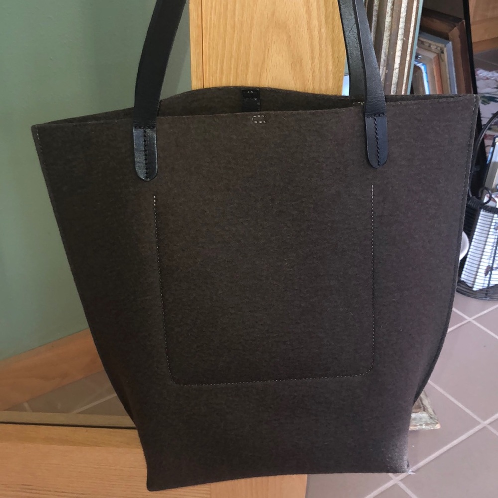 Gräf and Lantz olive green felted Hana Tote EUC - Picture 3 of 8